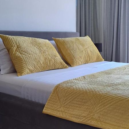 Apartman Avisi 特雷比涅 外观 照片