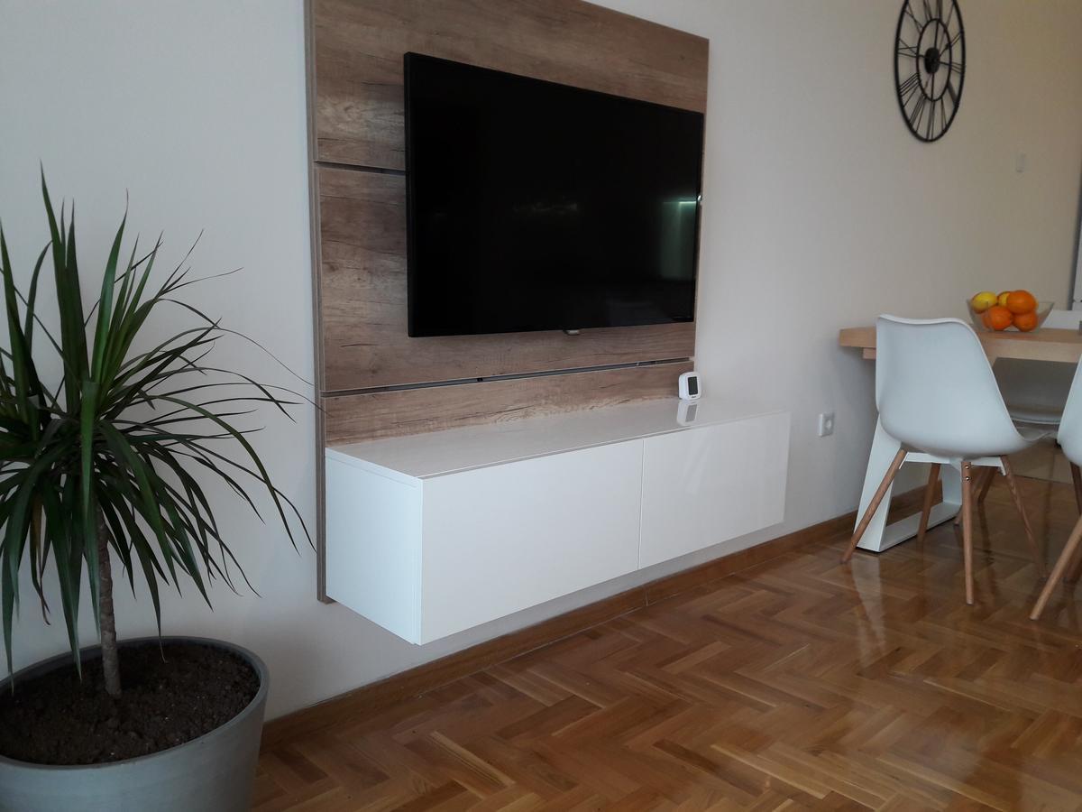 Apartman Avisi 特雷比涅 外观 照片
