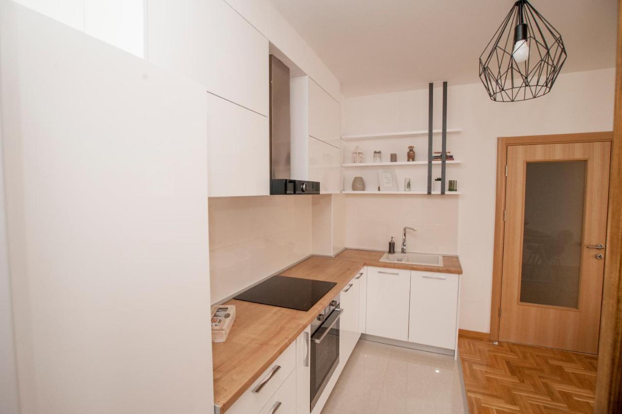 Apartman Avisi 特雷比涅 外观 照片